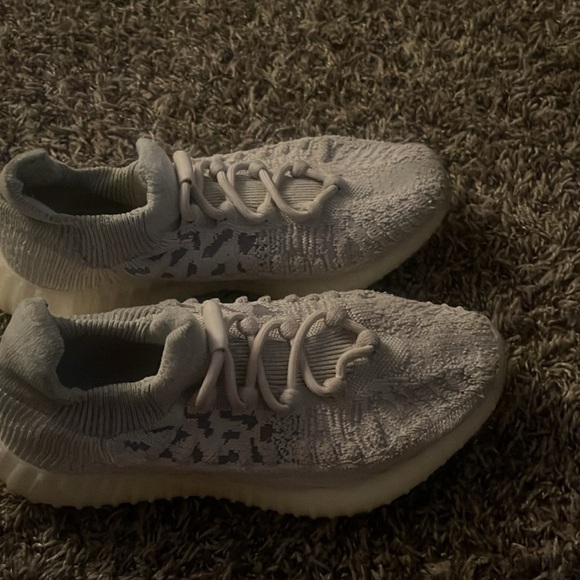 Yeezy 350 V2 CMPCT “slate bone” - Picture 4 of 9